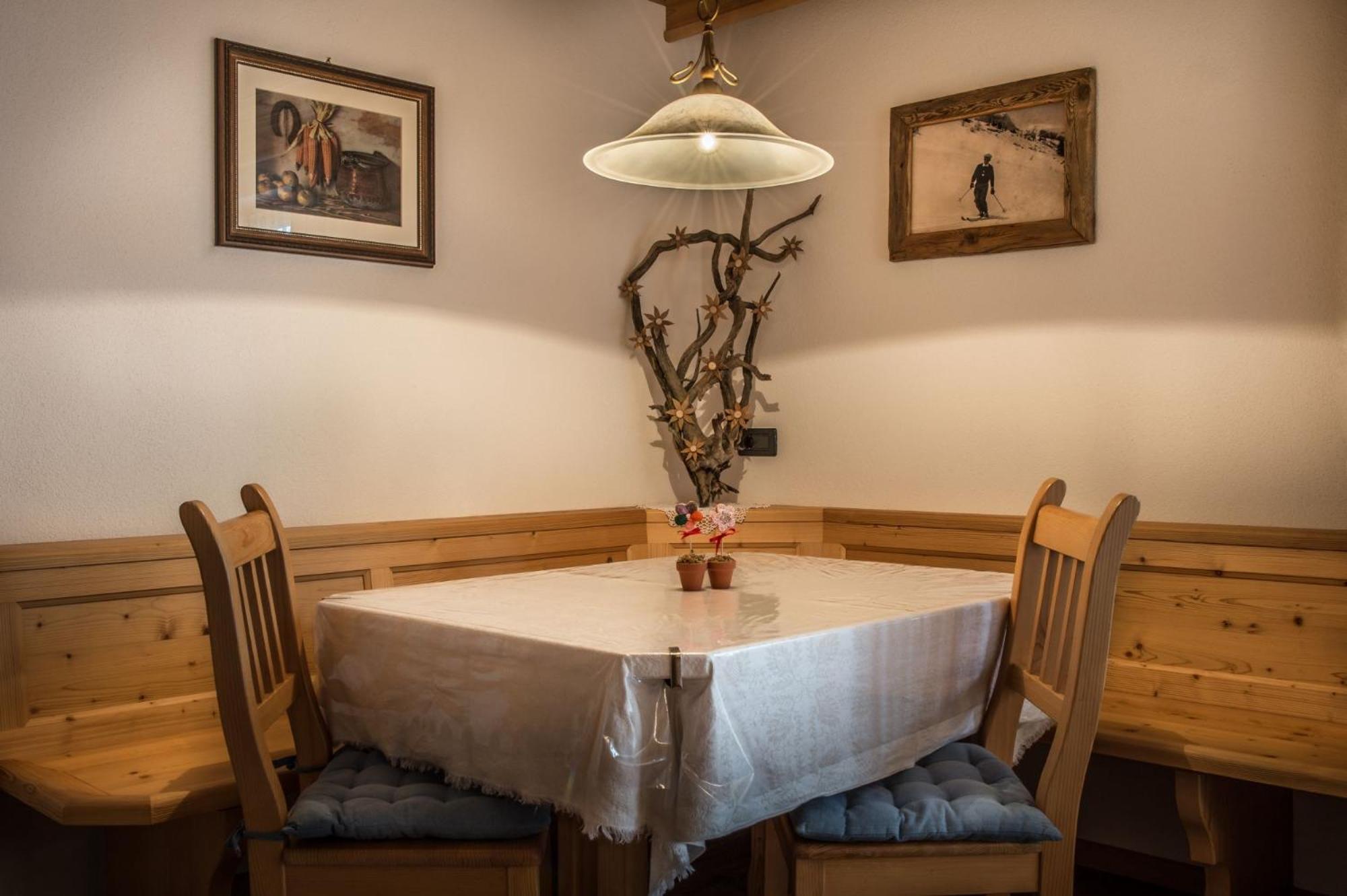 Appartamenti Col Da Vent Corvara In Badia Værelse billede